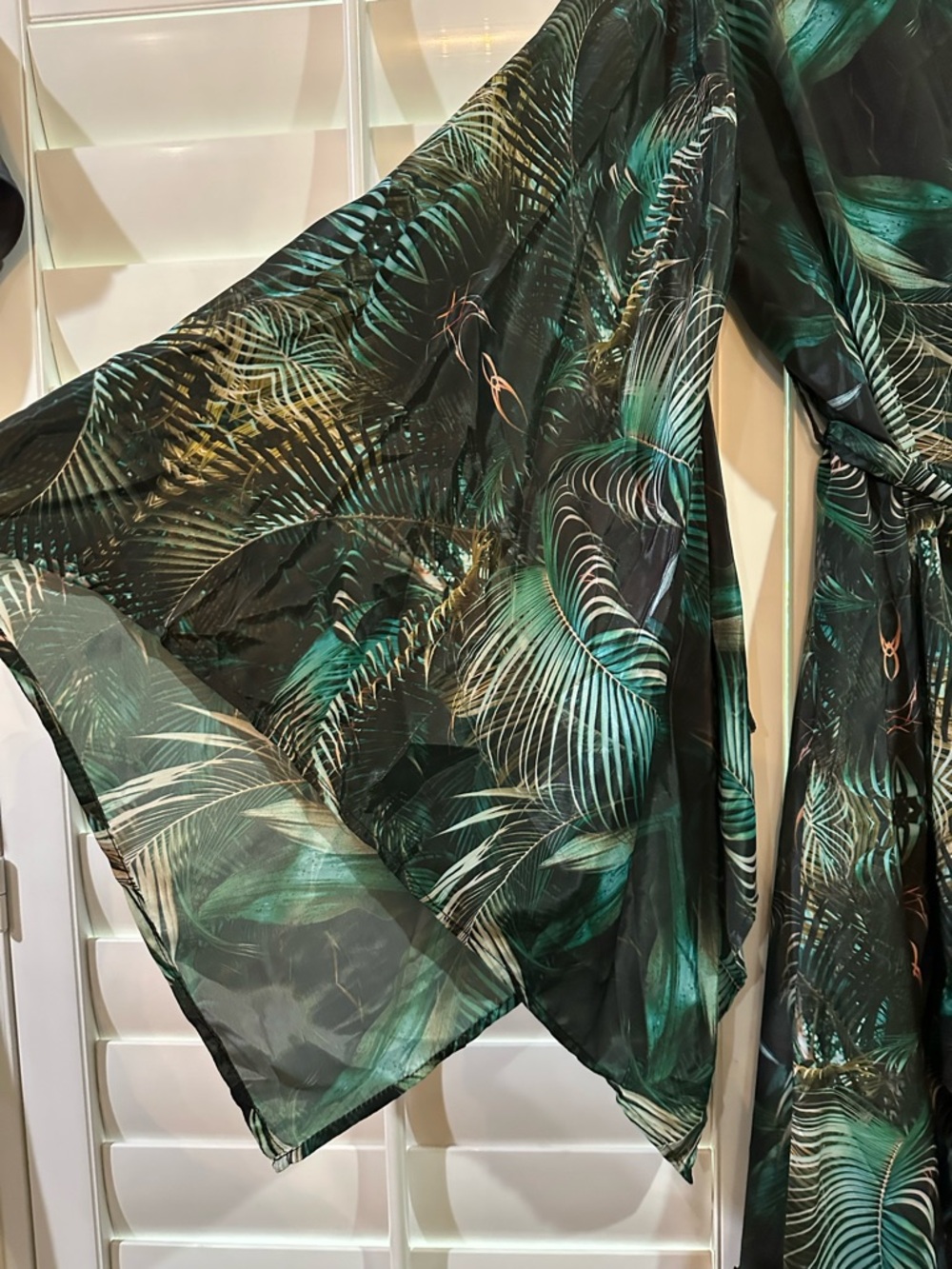Flowing Tropical Print Kimono Duster - Emerald Green - Picture 2 of 4